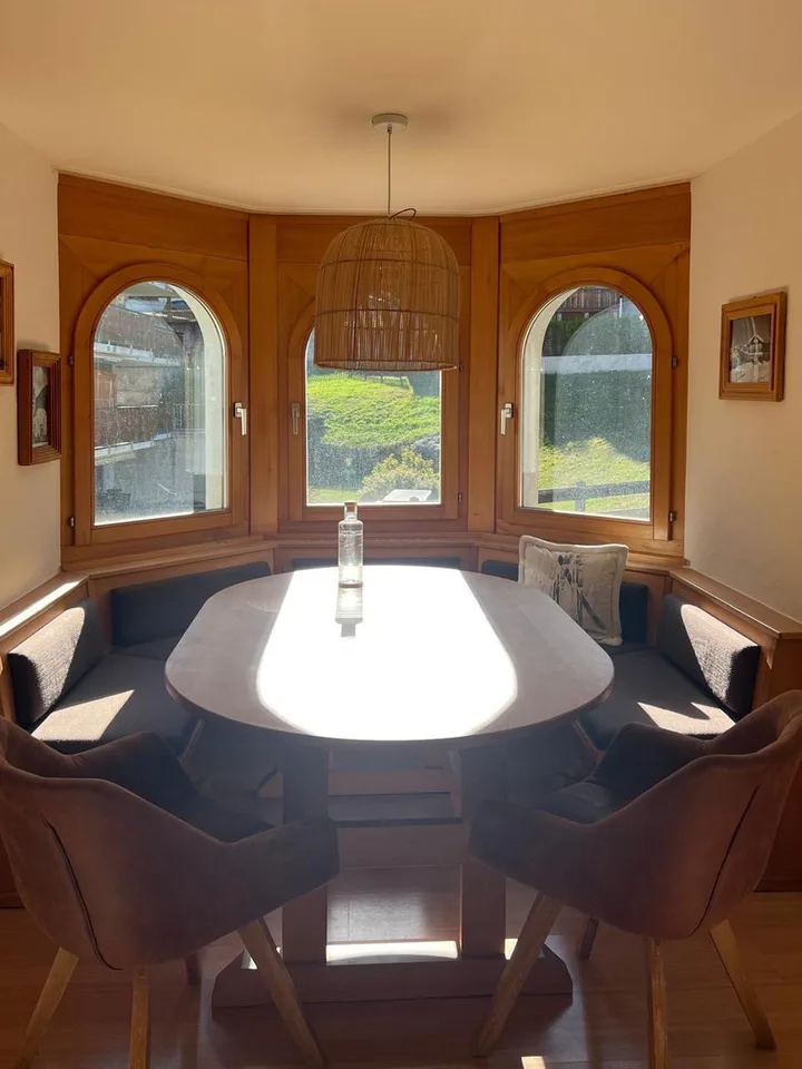 Liebevolle 4.5-Zimmer-Wohnung im wunderschönen Grächen