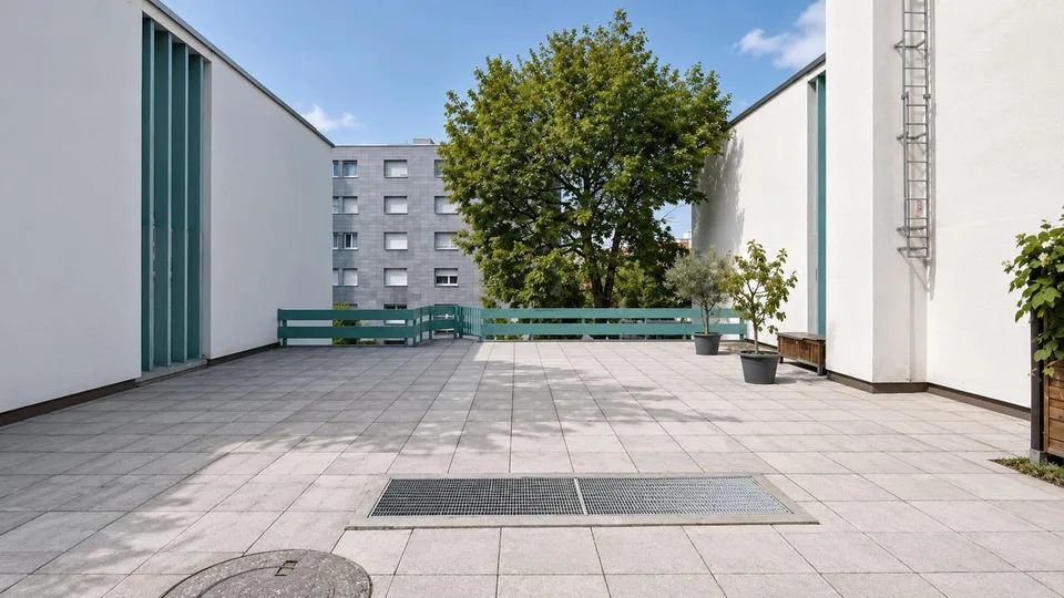 Gemütliche 2.5-Zimmer-Triplexwohnung mit Garage und Aussenparkplatz