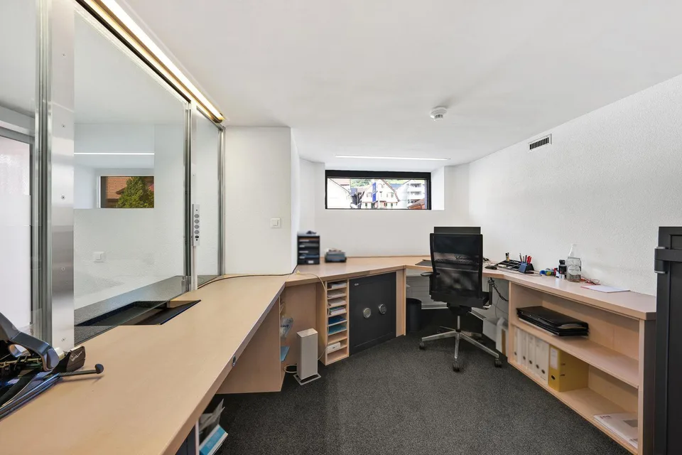 Gewerberäumlichkeiten – foto 4 di 11