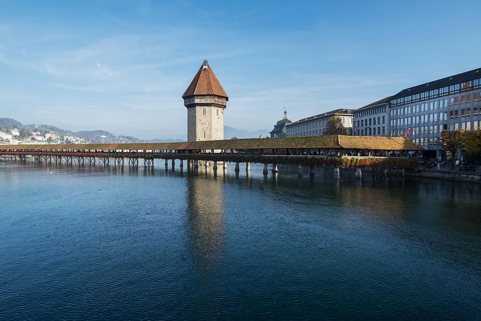 "Wohnen im Herzen von Luzern mit direktem Blick auf die Kapellbrücke"