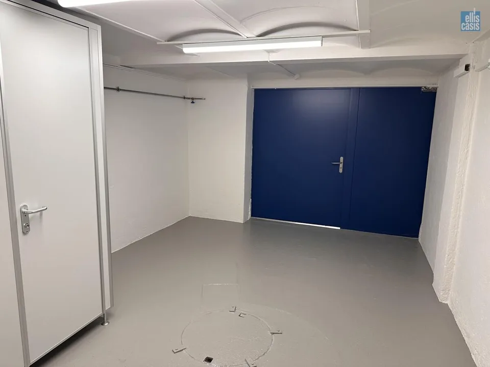 Attraktive Gewerbefläche für Büro, Praxis oder Dienstleistung im Ze...