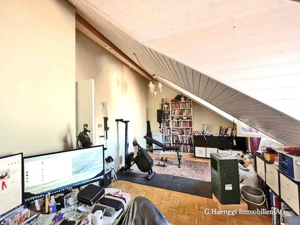 Appartement-maisonnette spacieux et lumineux 5 1/2 pièces avec balcon dans la vieille ville