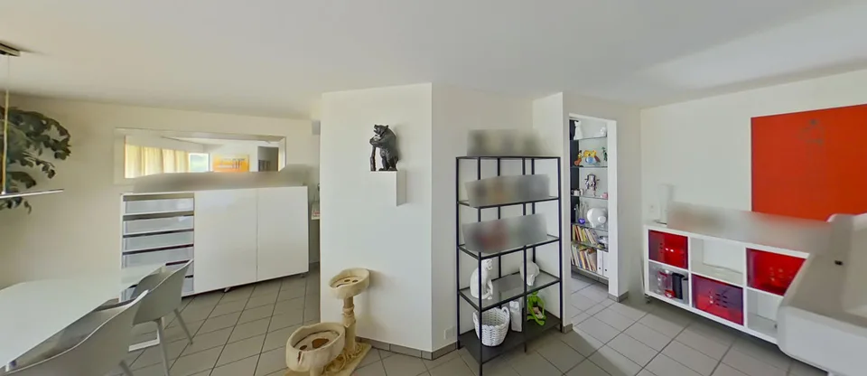 7 1/2 Zimmer Einfamilienhaus mit viel Ausbaupotenzial – photo 3 sur 5