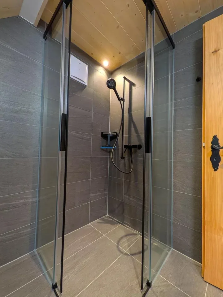 High-quality converted barn in the Binntal valley – photo 14 of 23