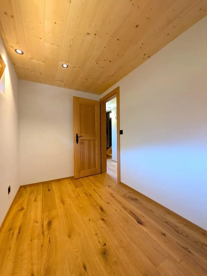 High-quality converted barn in the Binntal valley – photo 16 of 23