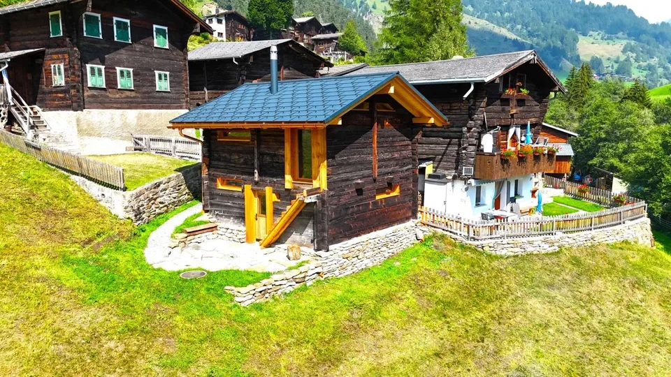High-quality converted barn in the Binntal valley – photo 19 of 23