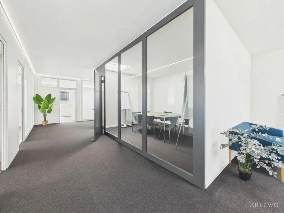 Flexible Gewerbefläche mit direktem Waren- und Personenlift