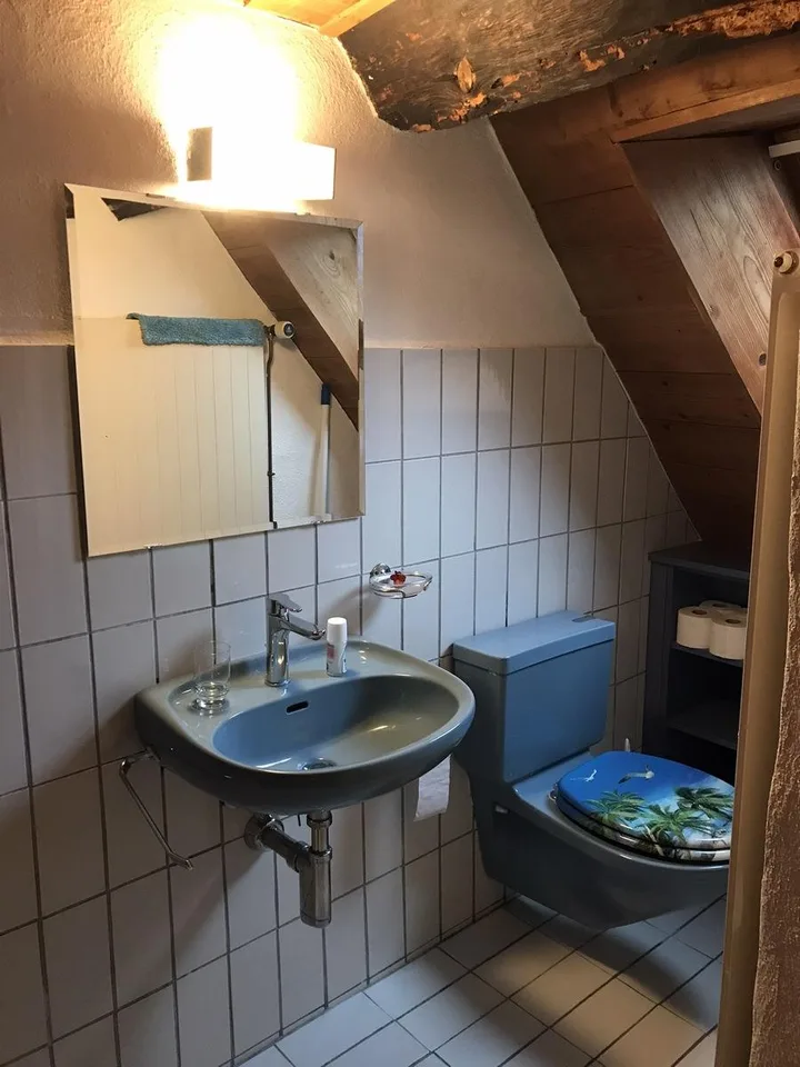 Doppelstöckige Wohnung an ruhiger Wohnlage, inklusive Stromkosten