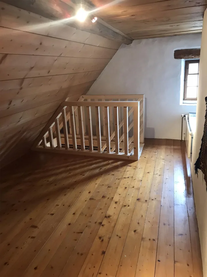 Doppelstöckige Wohnung an ruhiger Wohnlage, inklusive Stromkosten