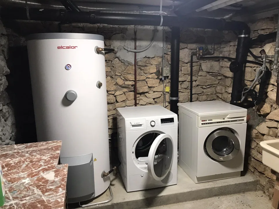 Doppelstöckige Wohnung an ruhiger Wohnlage, inklusive Stromkosten