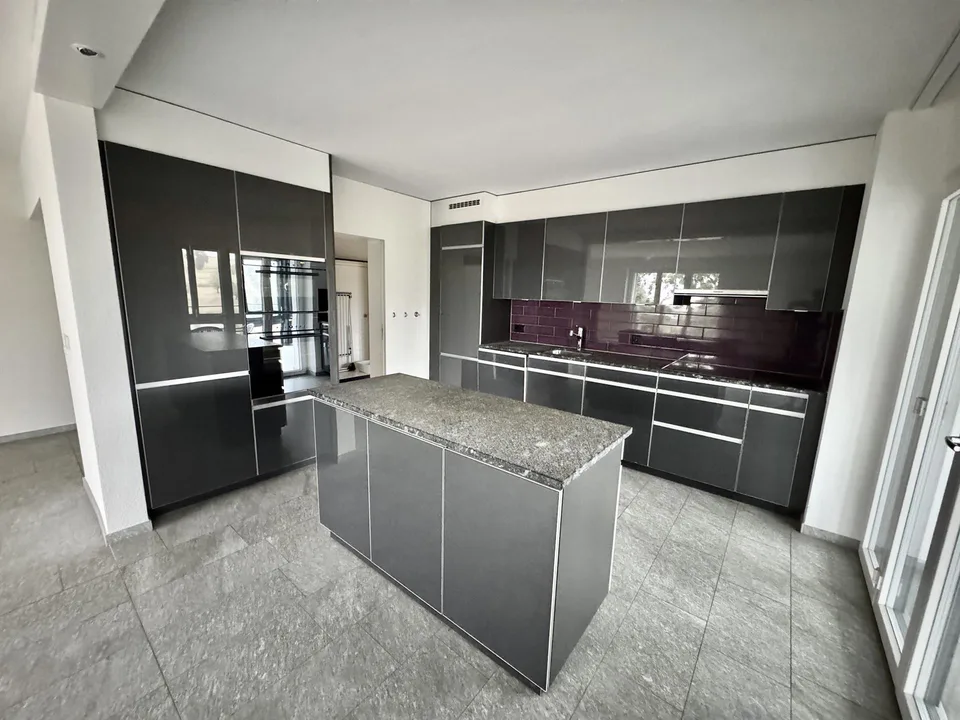 4.5 Zimmer Wohnung mit Wintergarten