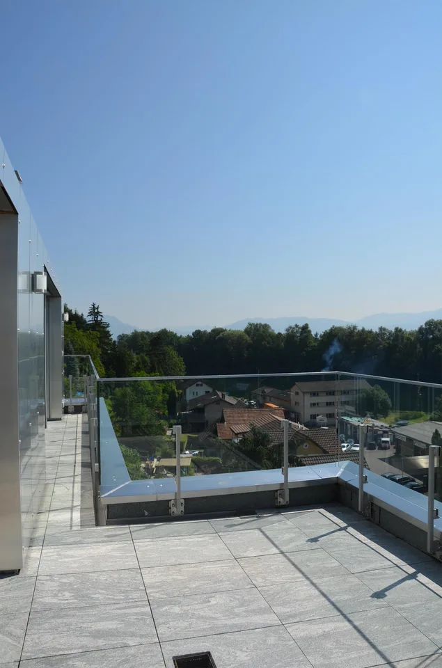 Edel ausgebaute Wohnung mit Weitblick