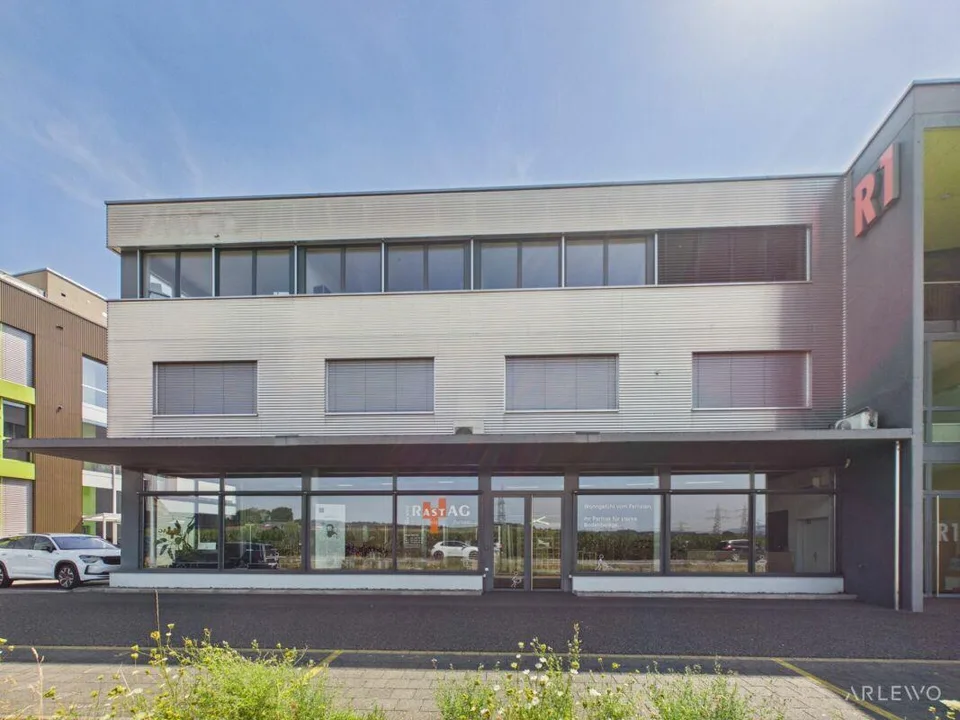 Ausgebaute Kleinfläche für Büro, Praxis oder stilles Gewerbe