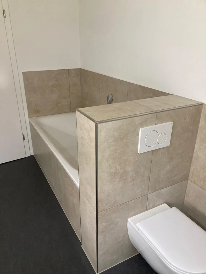 Moderne 5.5-Zimmer-Wohnung mit Garage und Terasse in Elsau