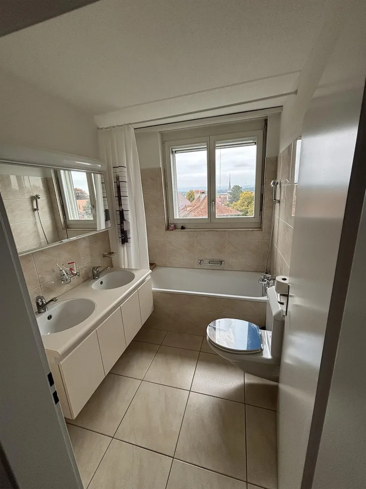 "*1 Monat gratis wohnen* - 4.5-Zimmer Maisonettewohnung mit Sauna"