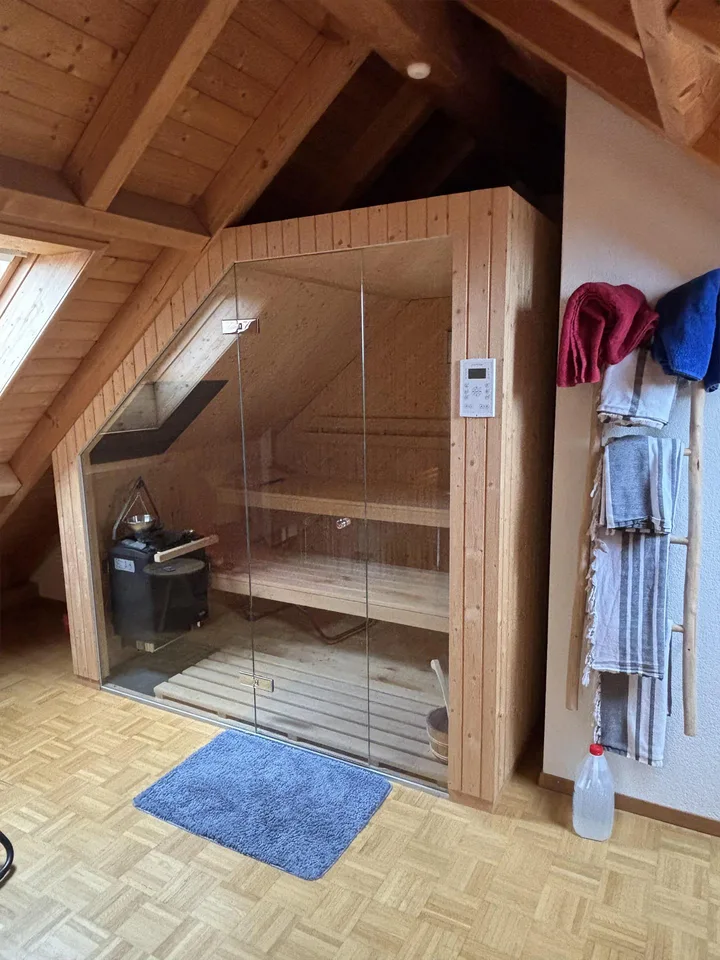 "*1 Monat gratis wohnen* - 4.5-Zimmer Maisonettewohnung mit Sauna"