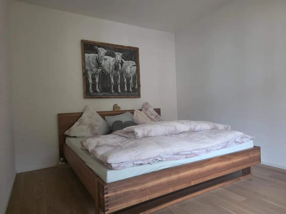 Wohnen mit Stil: Moderne 2.5-Zwhg. mit Disporaum an bester Lage