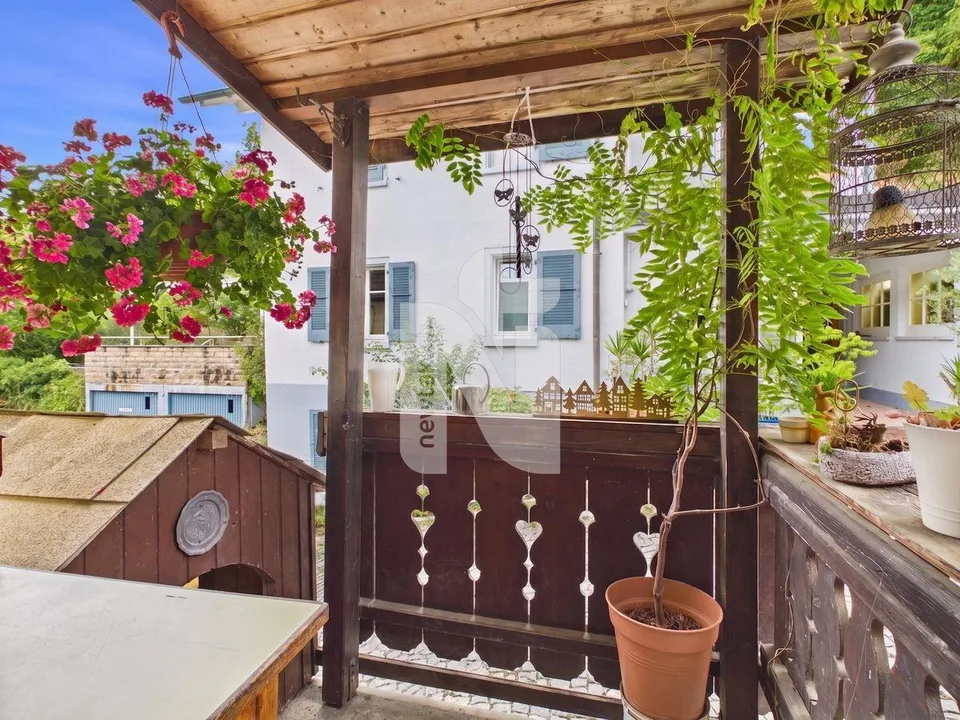 5.5 Zimmer Einfamilienhaus in Grellingen – Foto 3 von 13