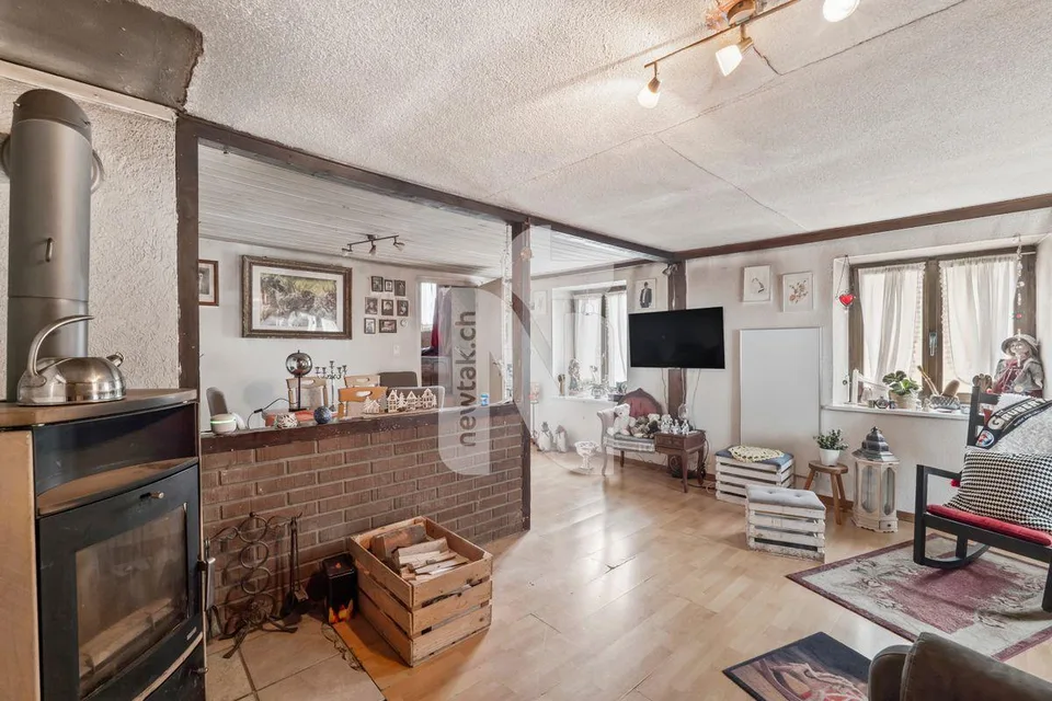 5.5 Zimmer Einfamilienhaus in Grellingen – Foto 6 von 13