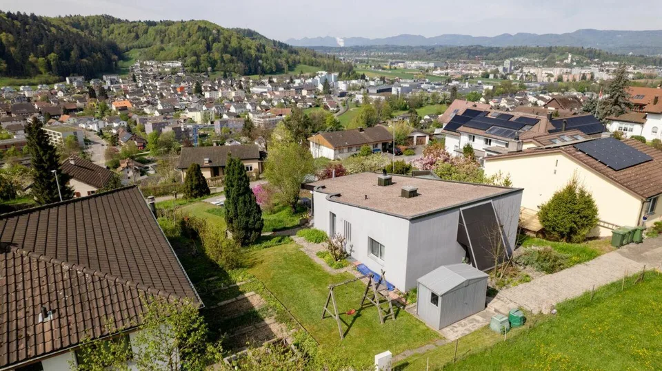 Freistehendes Einfamilienhaus mit Aussicht über Gränichen