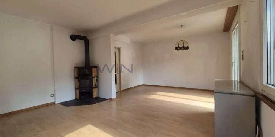 5 1/2 Zi Hausteil in SH 100m vom Rhein