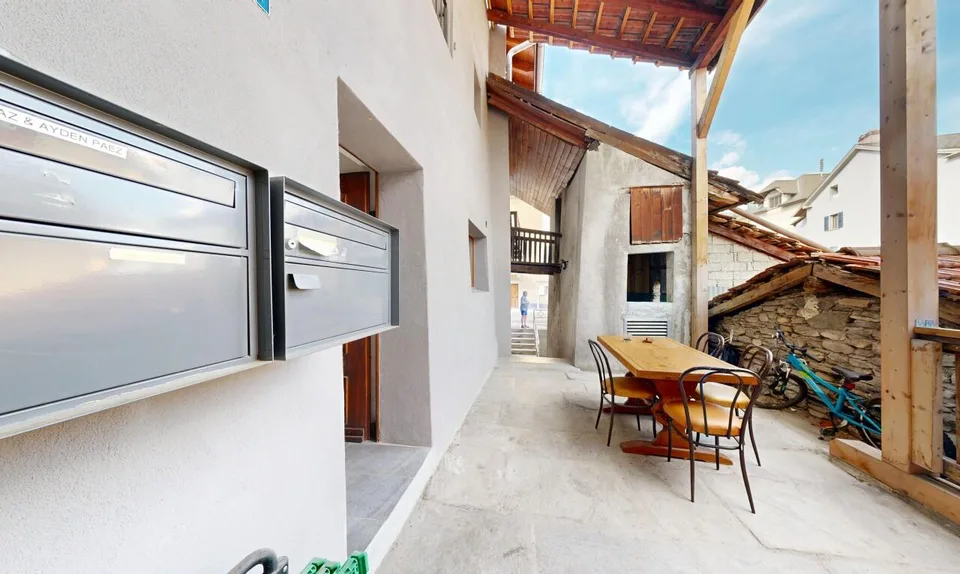 Charmant studio de 34 m² avec place de parc et grande cave