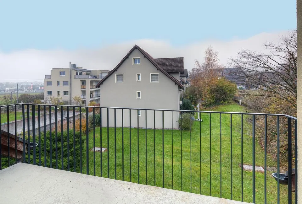 Attractive Apartment in Quiet Location