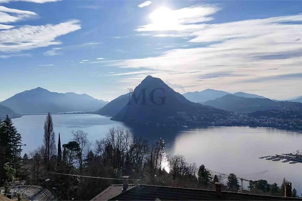 APPARTAMENTO 4,5 LOCALI VISTA LAGO CON PISCINA PRIVATA – Foto 3 von 7