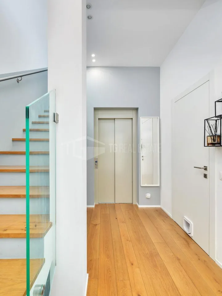 MODERNA VILLA CON VISTA PANORAMICA E CON APPARTAMENTO INDIPENDENTE – photo 5 sur 15