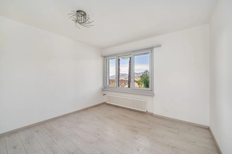 VILLA 5.5 LOCALI CON VISTA CITTÀ E LAGO DI LUGANO | EXCLUSIVE 5.5-R... – photo 7 of 15