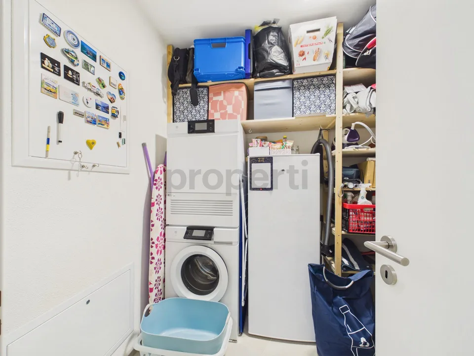 Bright 3.5-room apartment with balcony, Sennwald