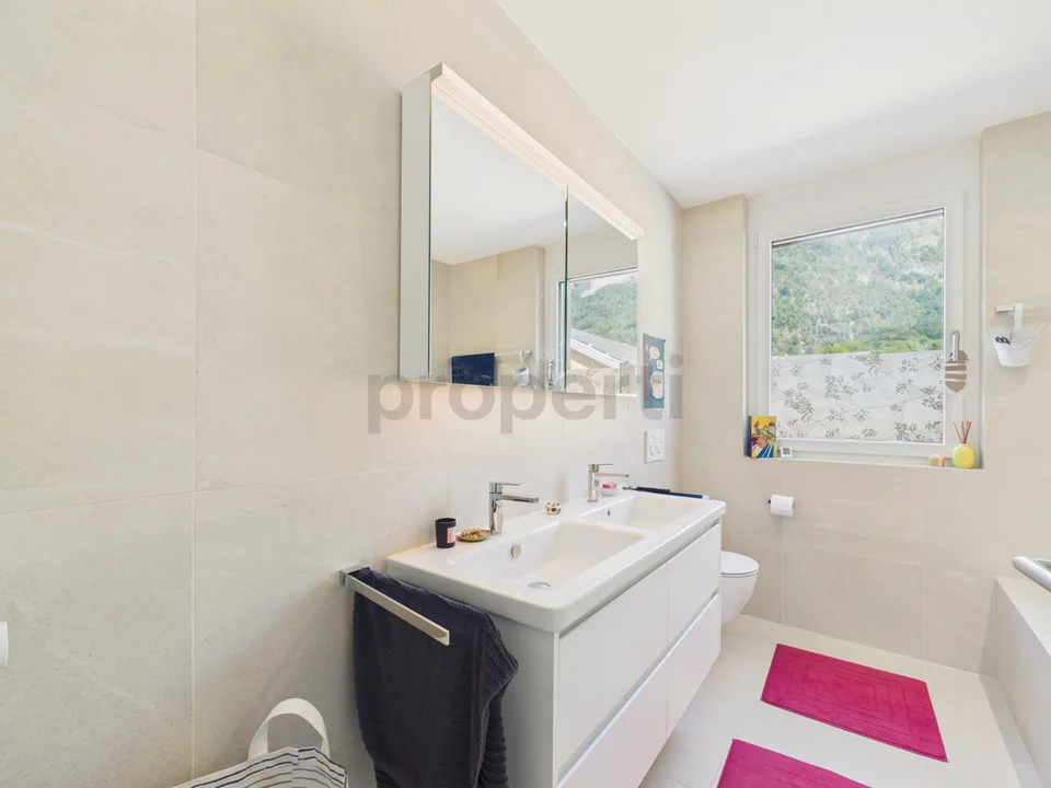 Bright 3.5-room apartment with balcony, Sennwald