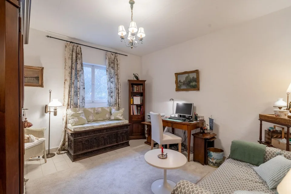 VILLA BIFAMILIARE MEDITERRANEA IN CONTESTO RESIDENZIALE CON VISTA L...