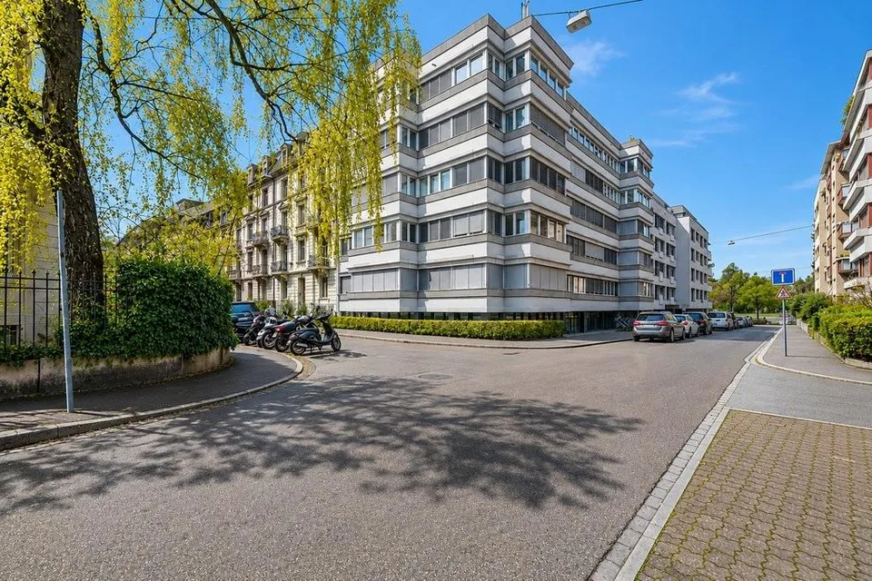 Moderne 1 Zimmer-Wohnung direkt am Rhein