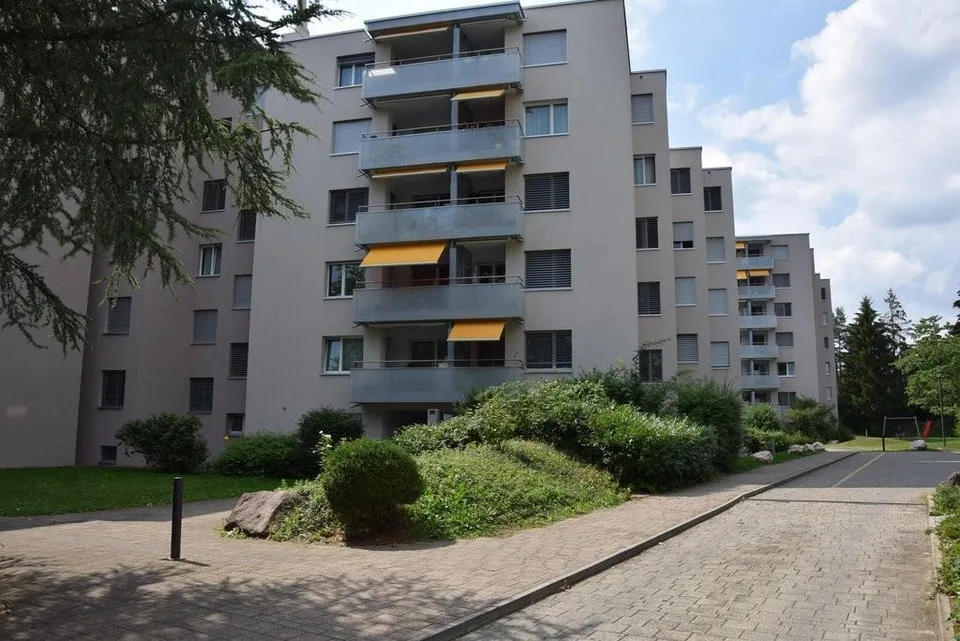 Einstellplatz zu vermieten nähe Glattpark!