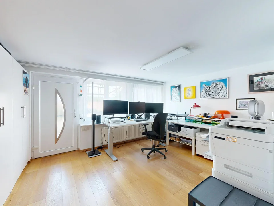 5.5-Zimmer Einfamilienhaus mit traumhafter Weitsicht an exklusiver Woh