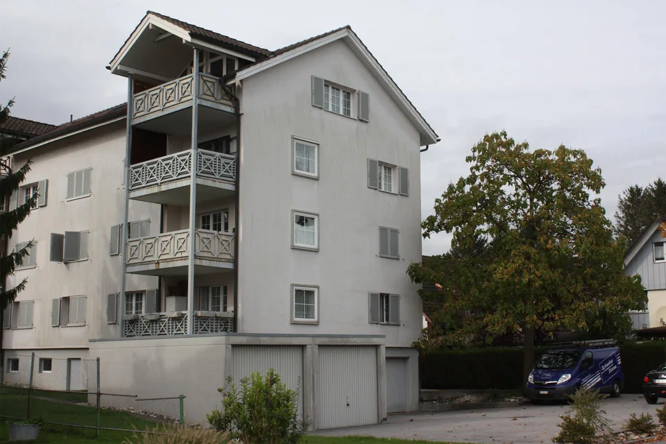 Traumhafte 2.5-ZDWG an ruhiger Lage mit atemberaubender Aussicht