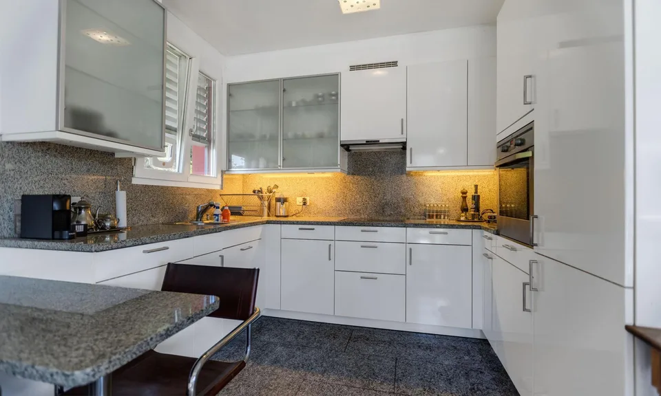 Bequemes Haus 4.5 Zimmer im Grünen mit Blick auf Bellinzona-Daro