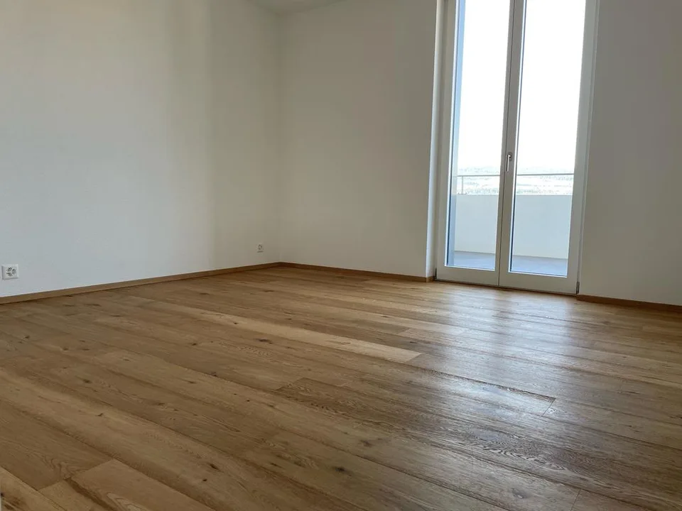 WOHNUNG MIT FANTASTISCHER AUSSICHT UND BALKON