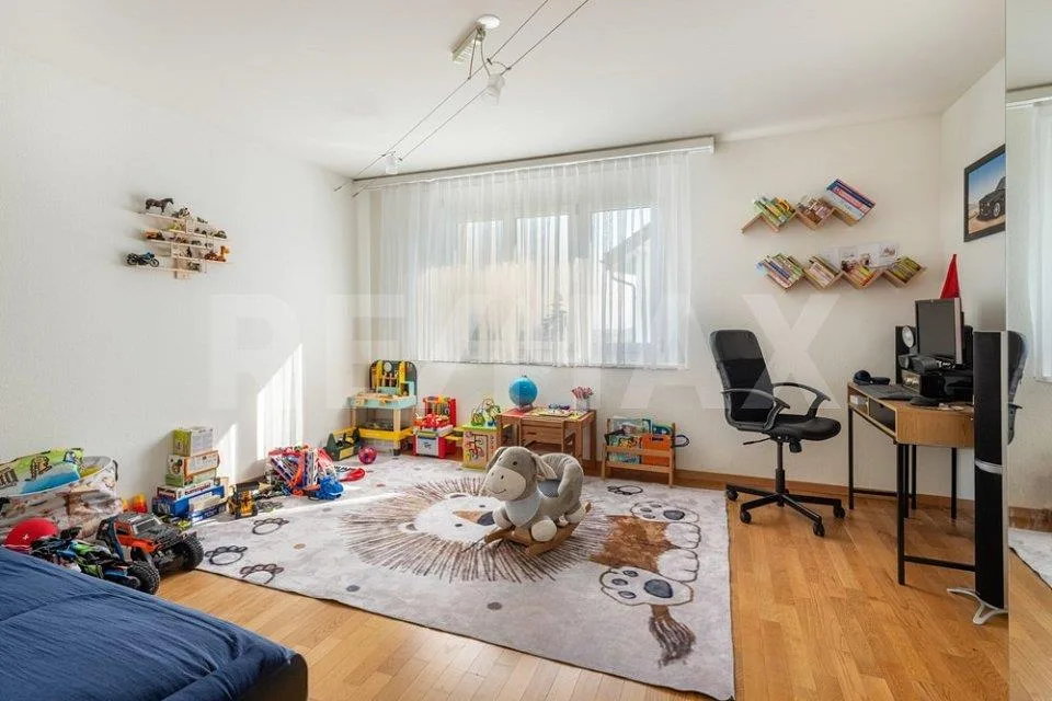 Lichtreiche 3½-Zimmer-Wohnung mit sonniger Lage und Weitblick