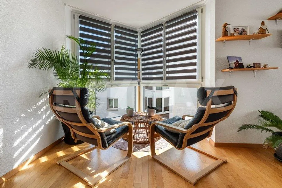 Lichtreiche 3½-Zimmer-Wohnung mit sonniger Lage und Weitblick