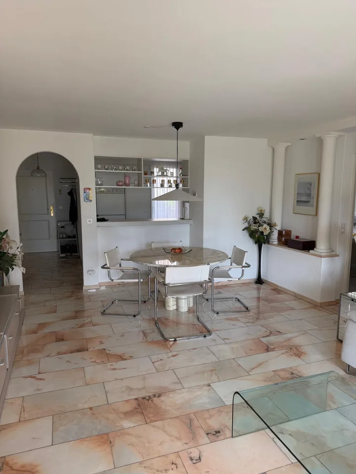 3 1/2 Zimmer-Gartenwohnung in Muralto
