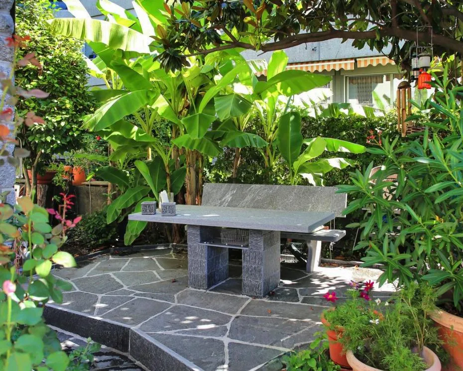 Besonderes Raumkonzept im Tessiner Haus mit Garten und Seesicht – photo 13 sur 20
