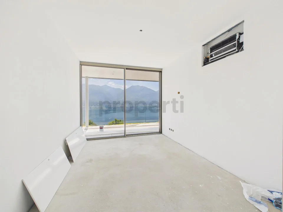 Moderno 4.5 locali appartamento con ampio balcone, Brione sopra Min...
