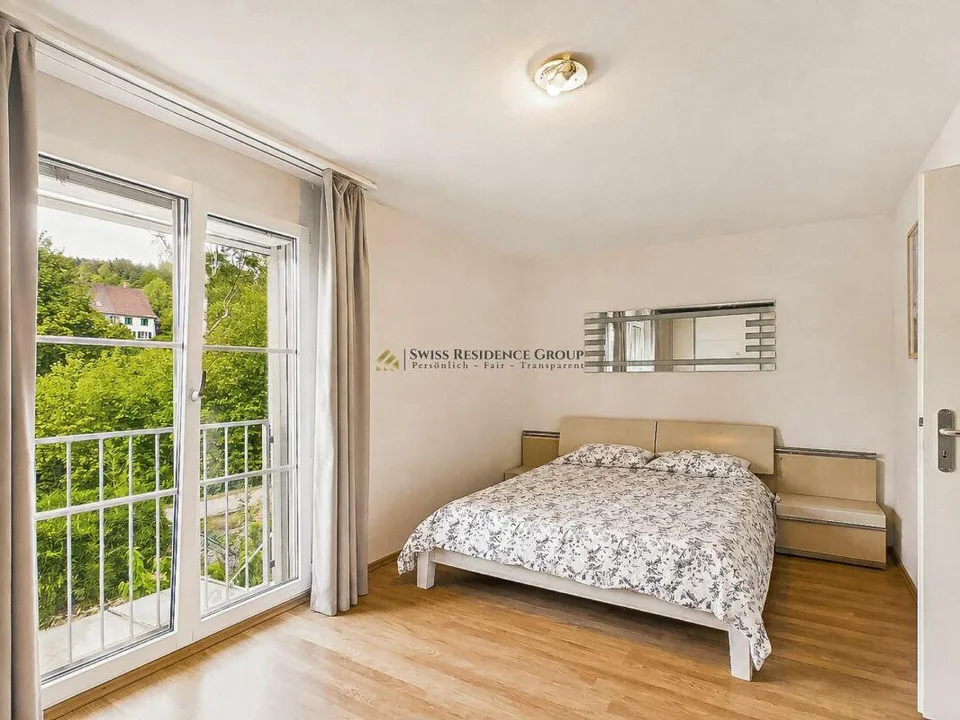 Living in the green by Lake Zurich - spacious - in a family-friendly location
