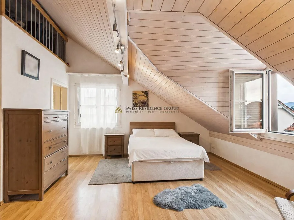 Living in the green by Lake Zurich - spacious - in a family-friendly location