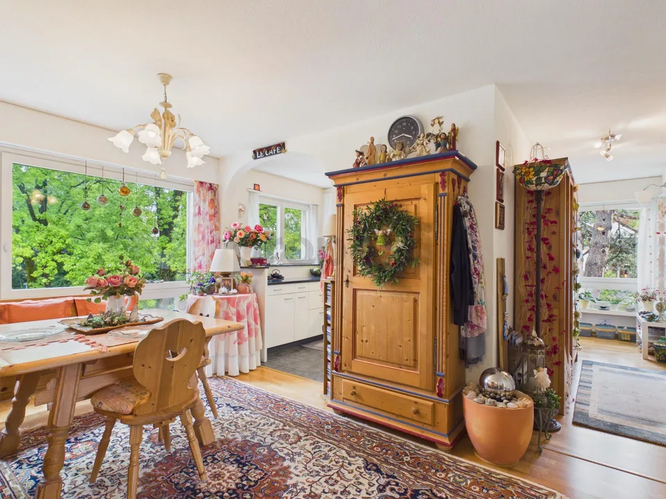 Bright apartment with plenty of space and a great view