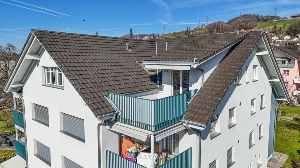 Una casa con vista, ben mantenuta e situata al centro
