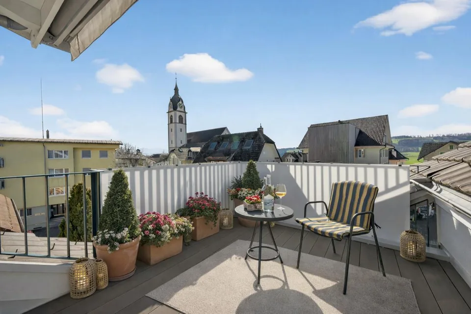 Una casa con vista, ben mantenuta e situata al centro