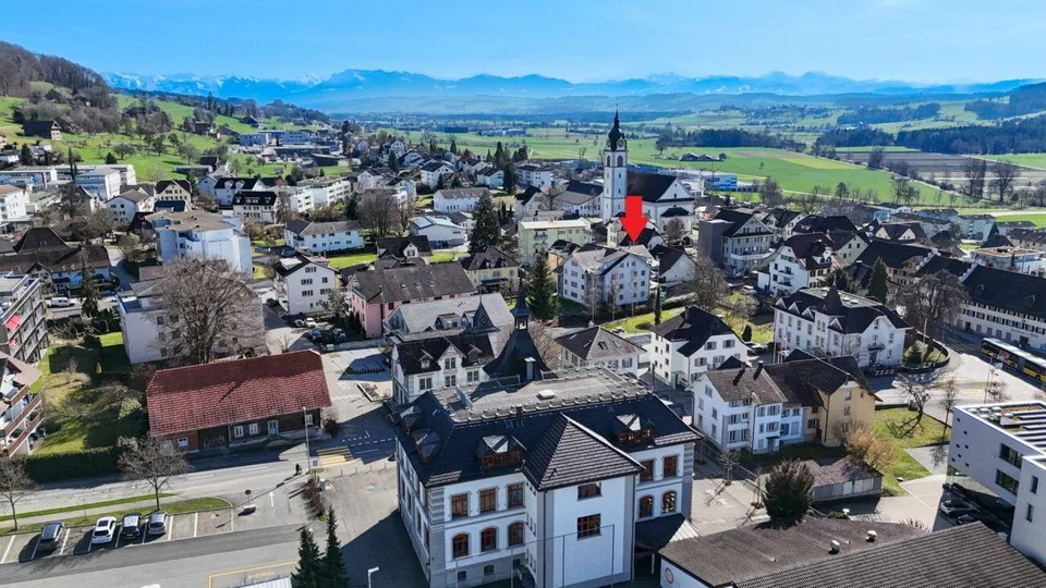 Una casa con vista, ben mantenuta e situata al centro